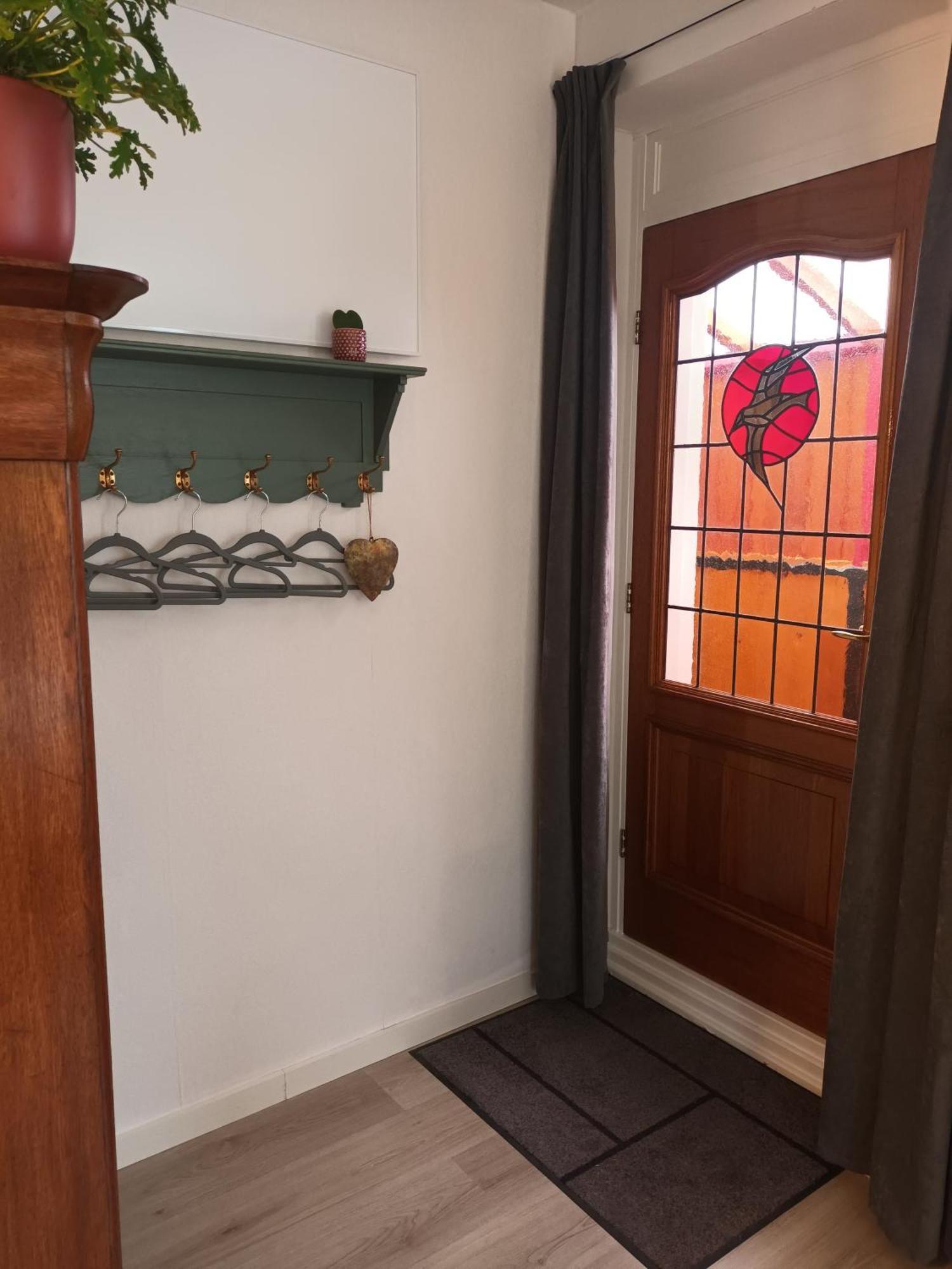 B&B It Arbeidershuske Ferwoude ภายนอก รูปภาพ