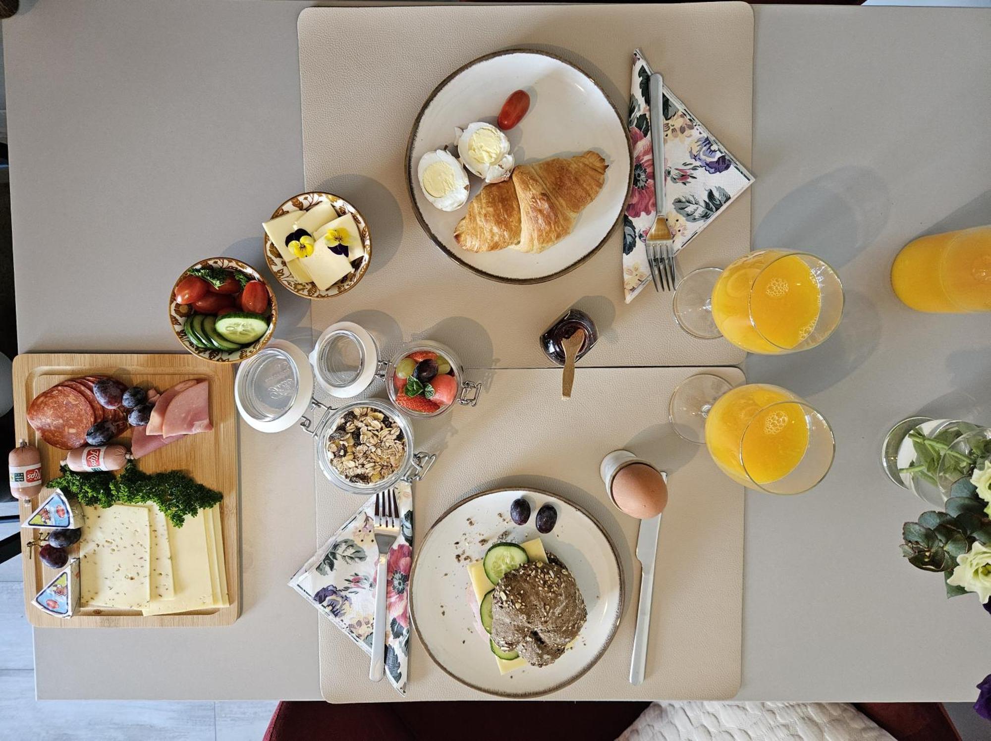 B&B It Arbeidershuske Ferwoude ภายนอก รูปภาพ