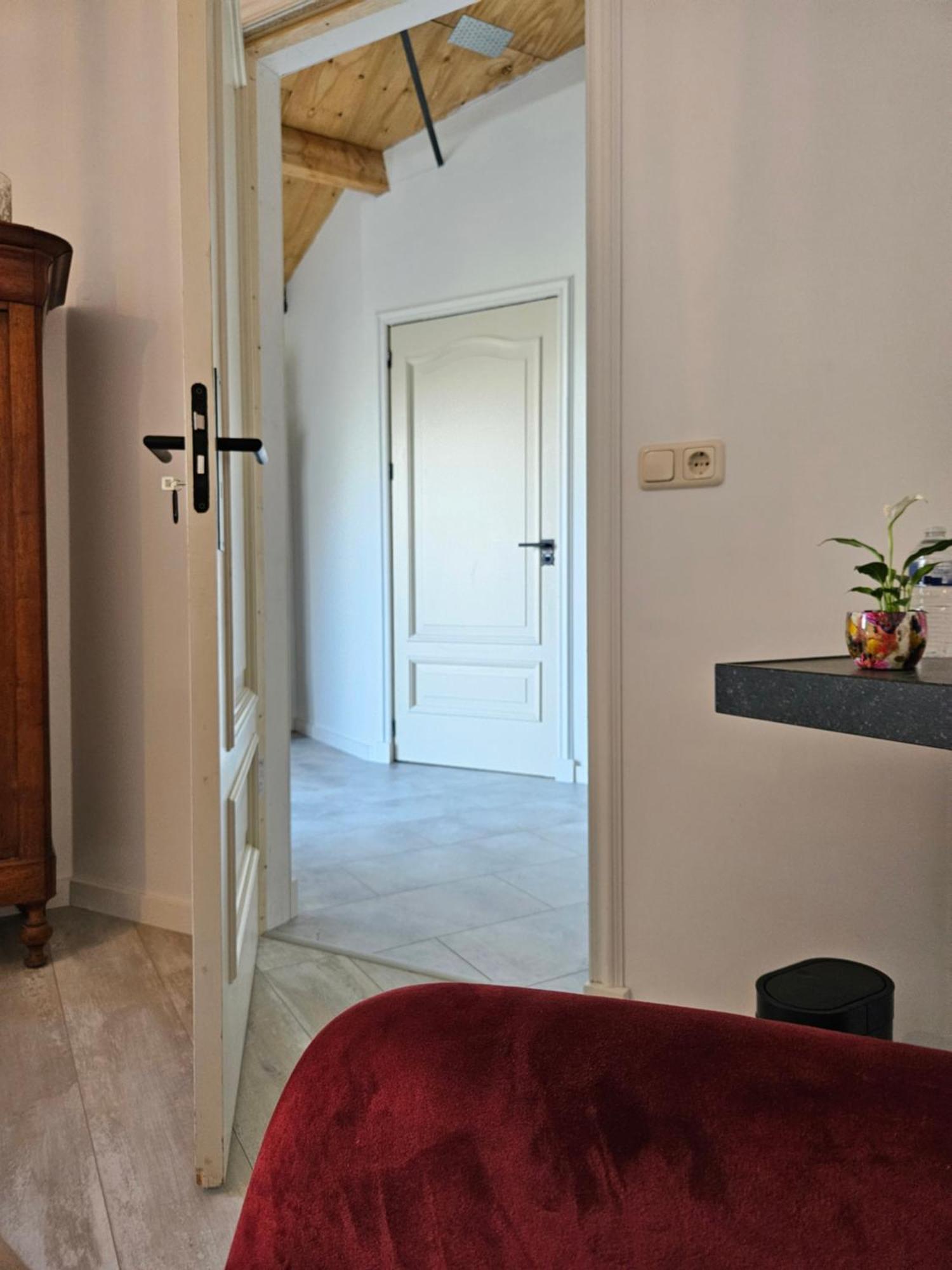 B&B It Arbeidershuske Ferwoude ภายนอก รูปภาพ